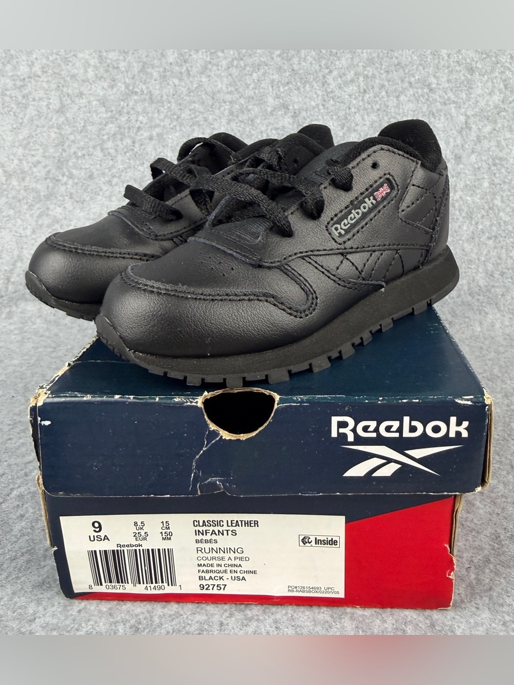 Reebok Classic Leather Infants 9 Black Shoes with Box